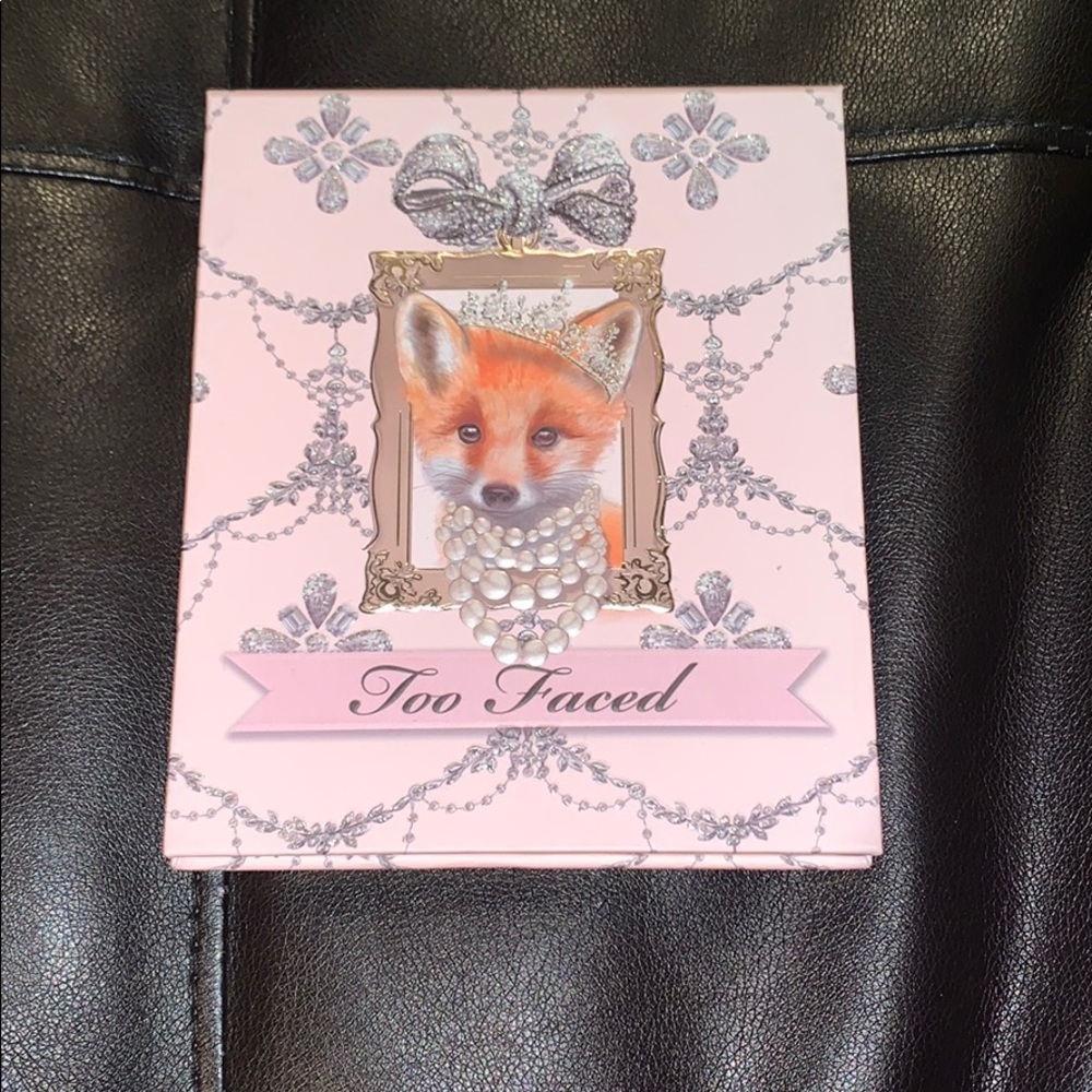 Too Faced Eyeshadow Pallet